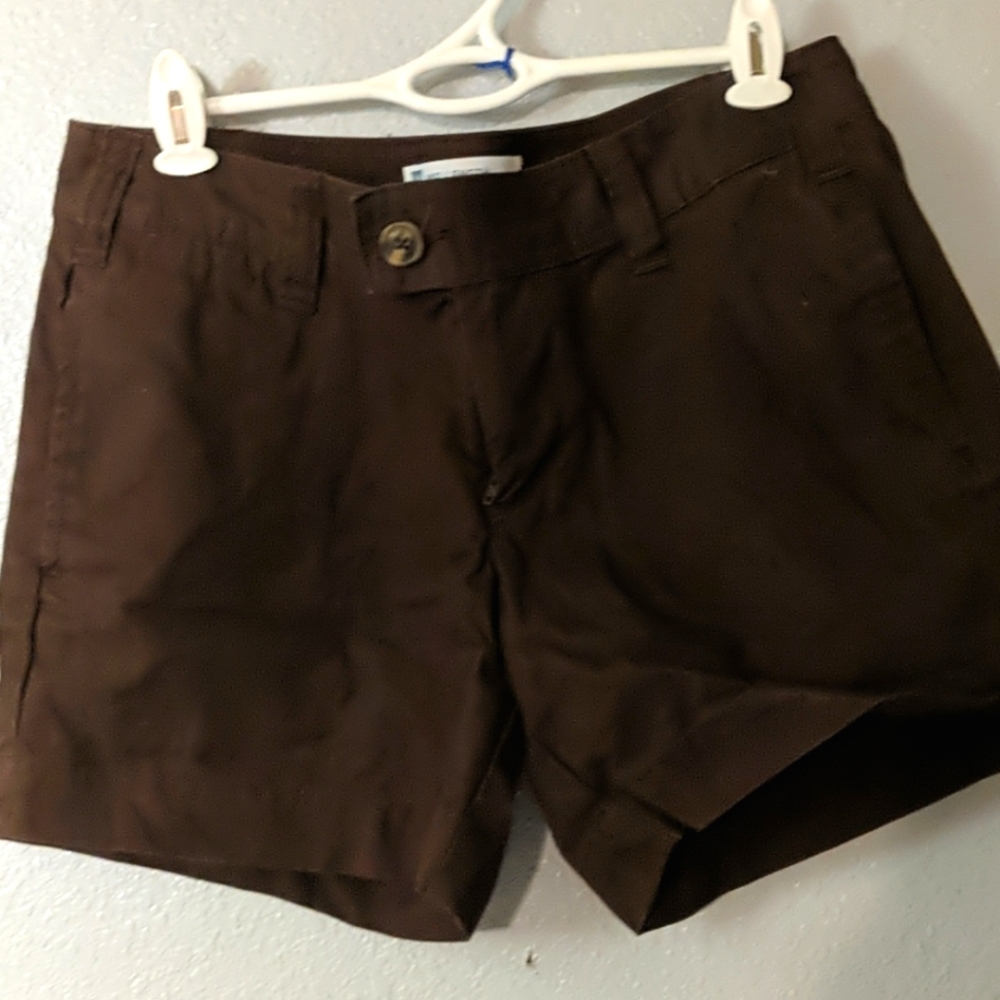 GAP Mid Length Shorts